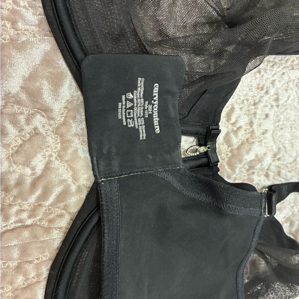 Curvy Couture Black Sheer mesh Bra
Size 36H - Picture 5 of 6